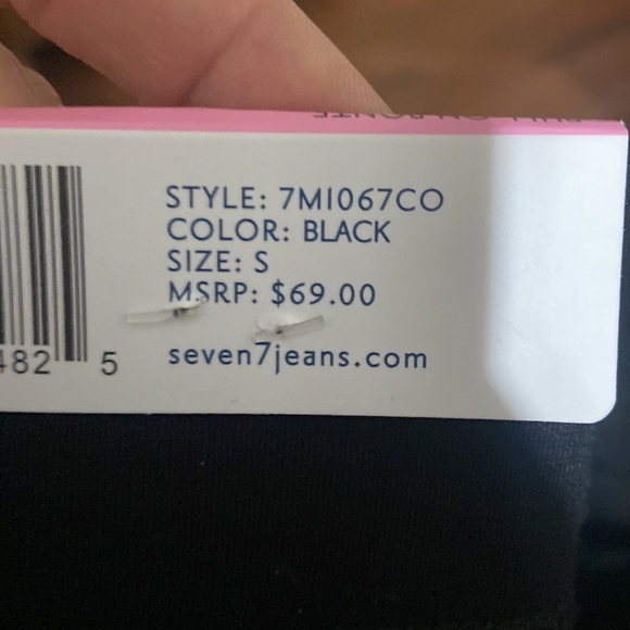 Seven7 Women's 4 Way Pull on Ponte Legging. Size small - Picture 5 of 7